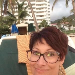 Meet your Posher, Tracey